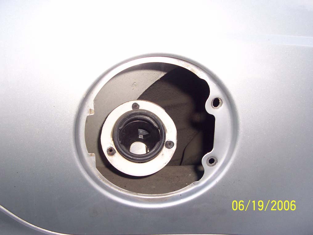  Tapa de gasolina en neon 101.jpg