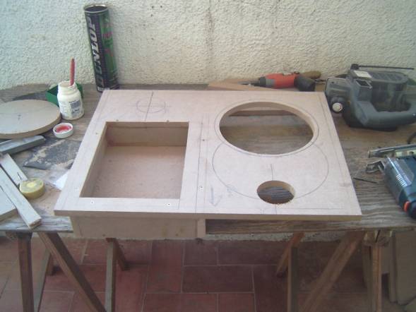 Cajon sub y amplificador 100.jpg Cajon sub y amplificador 100.jpg