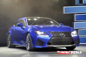 Lexus RC F 2015 delante 2