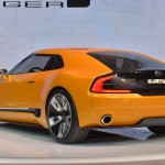 Kia GT4 Stinger atrás