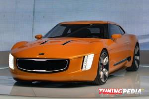 Kia GT4 Stinger delante 2