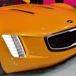 Kia GT4 Stinger faro delantero 2