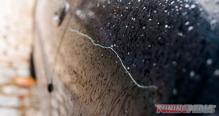 Cómo arreglar arañazos y abolladuras en tu coche